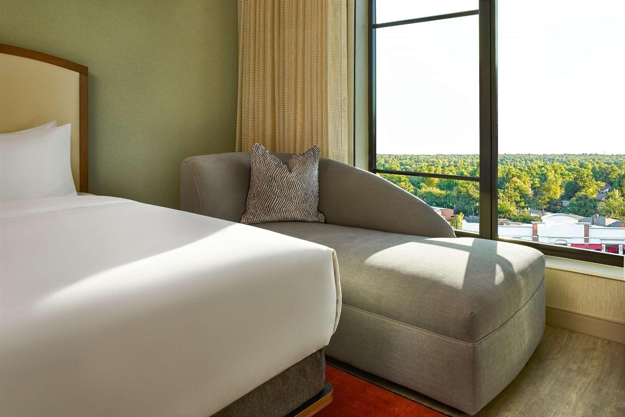Lively Hotel On Oak Oklahoma City, Tapestry By Hilton ภายนอก รูปภาพ